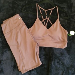 New (w/tags) Brown Fashion Athleisure Workout Gear (M-L)